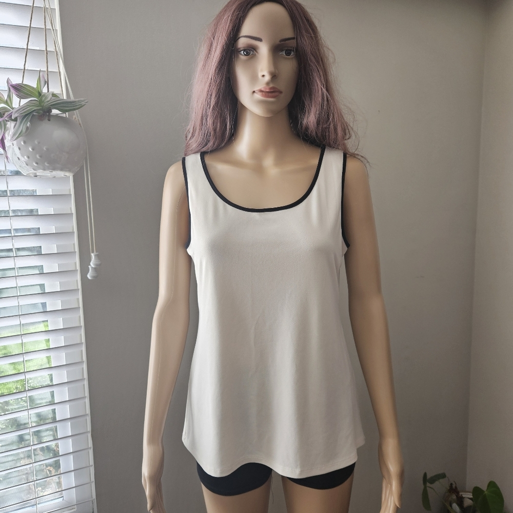 Melanie Lyne top size small cream black trim sleeveless scoop neck